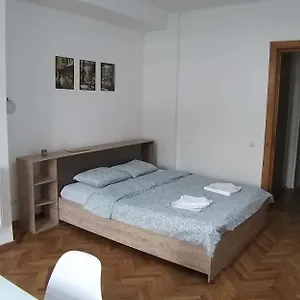 https://domum-george-enescu.bucharesthotelsnow.com