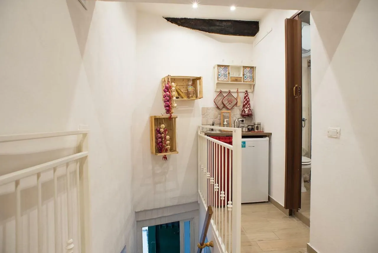 Stanzulell Apartment Naples Italy
